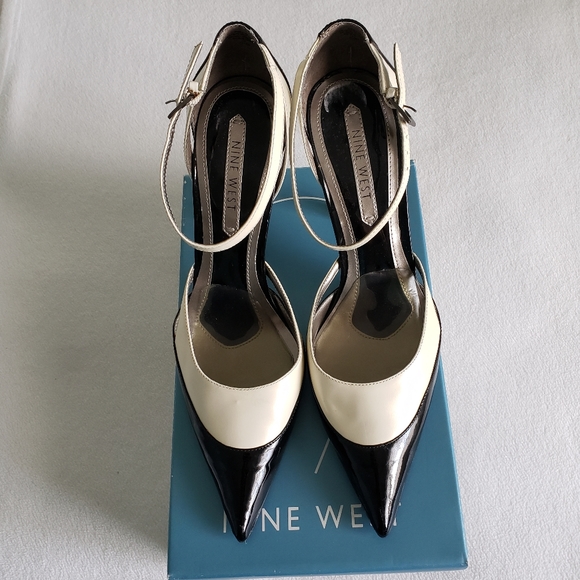 EUC Nine West women's dress shoes. - Picture 2 of 4